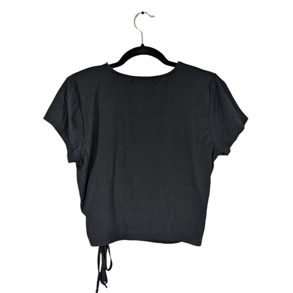 YMI Collections Black Ribbed Crossover Top Size XL - Picture 2 of 4